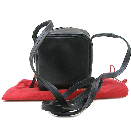 Bally(�߸�) KORA ���� �簢 ũ�ν��� �̹���2 - ���̺��� �߰���ǰ
