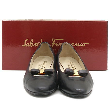 Ferragamo(��󰡸�) ���� �ٶ� ��� ������ ���� �̹���2 - ���̺��� �߰���ǰ
