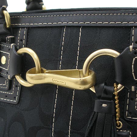 Coach(��ġ) �ñ׳�ó �ڰ��� ��Ʈ�� �̹���3 - ���̺��� �߰���ǰ
