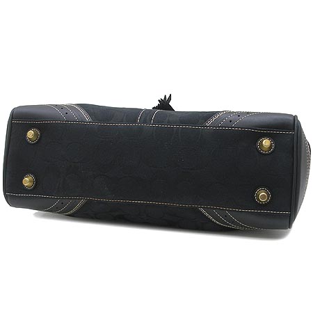 Coach(��ġ) �ñ׳�ó �ڰ��� ��Ʈ�� �̹���5 - ���̺��� �߰���ǰ
