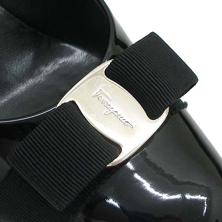 Ferragamo(��󰡸�) ���� �ٶ� ��� ���̴�Ʈ ������ ������ ���� �̹���5 - ���̺��� �߰���ǰ