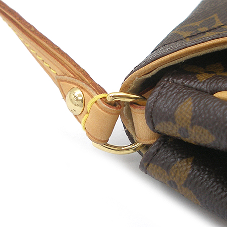 Louis Vuitton(���̺���) M40122 ���׷� ĵ���� ����� Ŭ��ġ �� ����� [��������] �̹���4 - ���̺��� �߰���ǰ