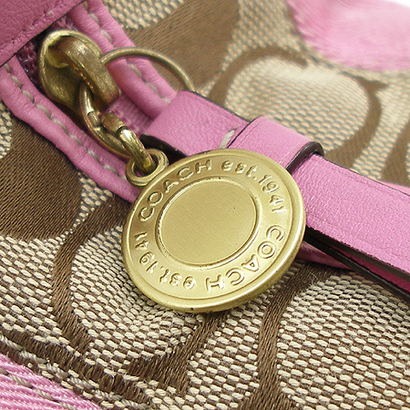 Coach(��ġ) �ñ׳�ó �ڰ��� ����� �̹���3 - ���̺��� �߰���ǰ