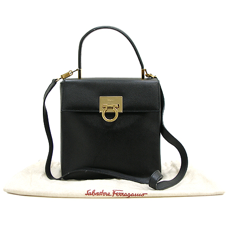 Ferragamo(��󰡸�) 21 0160 ���� ��ġ�� ��� �簢 ��Ʈ�� + ��� ��Ʈ�� �̹���2 - ���̺��� �߰���ǰ