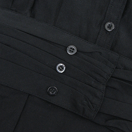 Armani Exchange(�Ƹ����� �ͽ�ü����) ���콺 (�㸮 �� ��Ʈ) (��ũ ȥ��) �̹���4 - ���̺��� �߰���ǰ