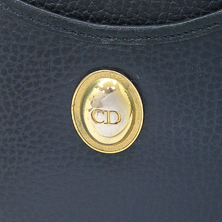 Dior(ũ����î���) ���� �ΰ� ���� ��Ʈ�� �̹���3 - ���̺��� �߰���ǰ