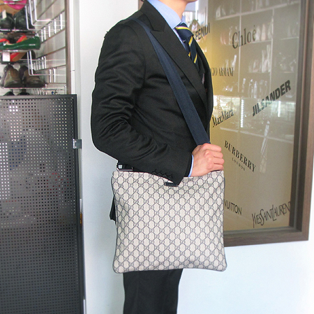Gucci(����) 201446 GG�ΰ� PVC ���̺� Ʈ���� ũ�ν��� [��������] �̹���6 - ���̺��� �߰���ǰ