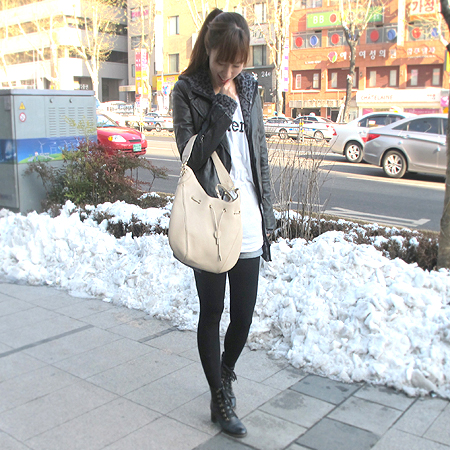 Ferragamo(��󰡸�) 21 4357 ���������� ȣ������� +�Ŀ�ġ �̹���6 - ���̺��� �߰���ǰ