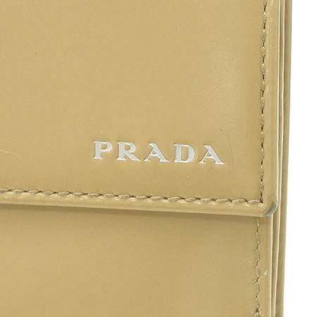 Prada(�����) �ΰ� ������ �̹���2 - ���̺��� �߰���ǰ