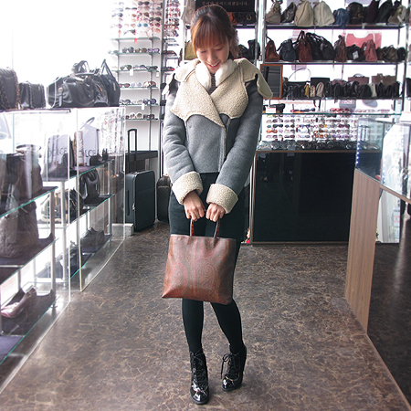 Etro(��Ʈ��) ������ ��Ʈ�� + �Ŀ�ġ �̹���4 - ���̺��� �߰���ǰ