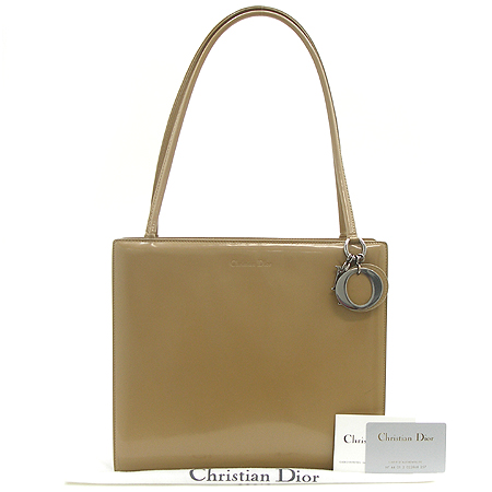 Dior(ũ����î���) �簢 ��Ʈ�� �̹���5 - ���̺��� �߰���ǰ