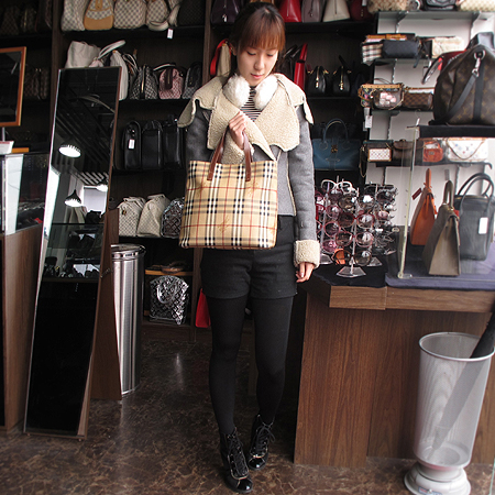 Burberry(������) Ŭ���� ��Ʈ�� [��������] �̹���6 - ���̺��� �߰���ǰ