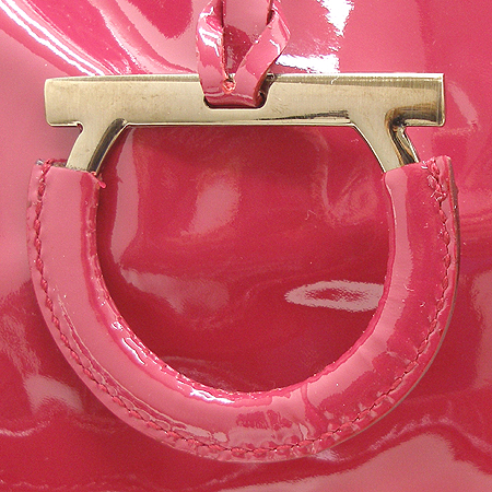 Ferragamo(��󰡸�) 21 A722 �����þ� ��ũ ������ 2WAY [��������] �̹���3 - ���̺��� �߰���ǰ