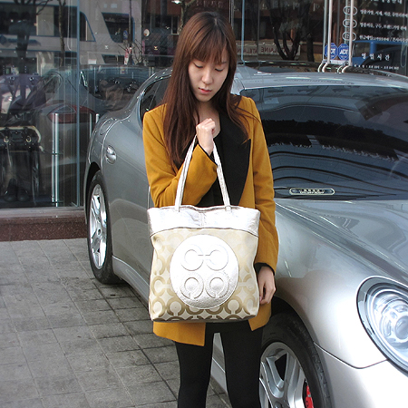 Coach(��ġ) �� ��Ʈ �ΰ� �ڰ��� ��� ����� ��Ƽġ ���� ����� �̹���6 - ���̺��� �߰���ǰ