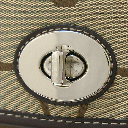 Coach(��ġ) �ñ׳�ó �ڰ��� ũ�ν��� �̹���3 - ���̺��� �߰���ǰ