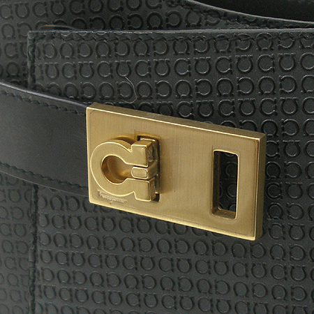 Ferragamo(��󰡸�) 21 0170 ���� ��ġ�� �ΰ� ��� ����� �̹���3 - ���̺��� �߰���ǰ
