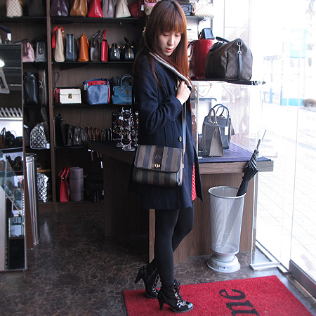 Fendi(���) ���� �ΰ� ��� ũ�ν��� �̹���6 - ���̺��� �߰���ǰ