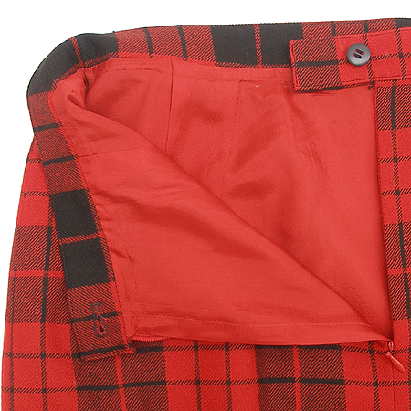 Escada(�������) ��ĿƮ �̹���2 - ���̺��� �߰���ǰ