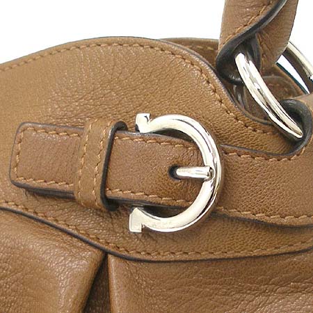 Ferragamo(��󰡸�) 21-5839 ���� ���� ����� [��������] �̹���3 - ���̺��� �߰���ǰ