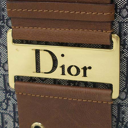 Dior(ũ����î���) �ΰ� �ڰ��� ��Ƽ ���� ũ�ν���+�����Ŀ�ġ �̹���5 - ���̺��� �߰���ǰ