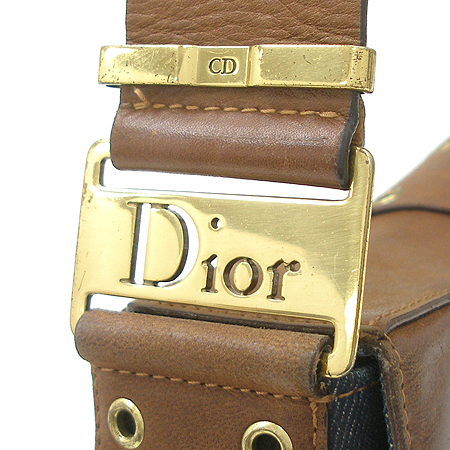 Dior(ũ����î���) ���� ����� ����ΰ� �޽��� ����� �̹���5 - ���̺��� �߰���ǰ