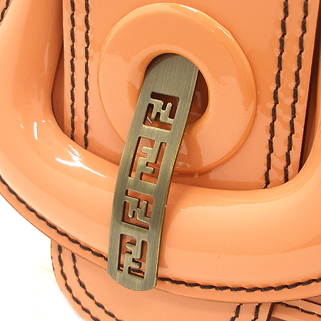 Fendi(���) 8BN165 ������ ���̴�Ʈ B�� ����� [��������] �̹���4 - ���̺��� �߰���ǰ