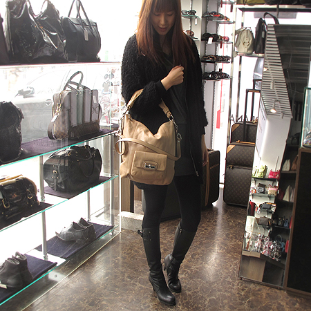 Coach(��ġ) ���������� ������ 2WAY �̹���5 - ���̺��� �߰���ǰ