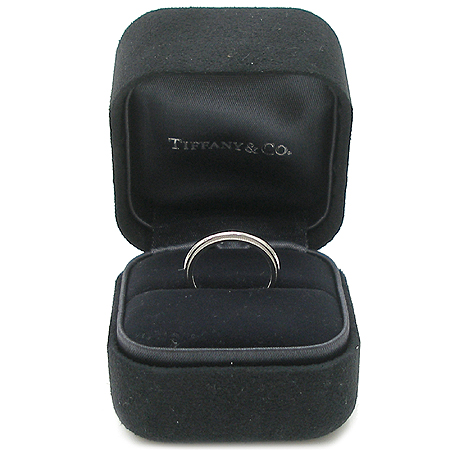 Tiffany(Ƽ�Ĵ�) PT950 (�÷�Ƽ��) MILGRAIN (�б׷���) 3MM ���� - 9.5ȣ [��������] �̹���2 - ���̺��� �߰���ǰ