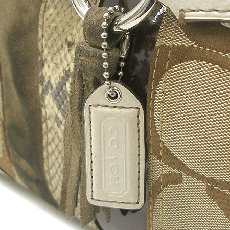 Coach(��ġ) �����̵� ���Ǻо� ��Ƽġ �ñ׳�ó �ڰ��� ��Ʈ�� �̹���2 - ���̺��� �߰���ǰ