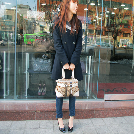 Coach(��ġ) �����̵� ���Ǻо� ��Ƽġ �ñ׳�ó �ڰ��� ��Ʈ�� �̹���5 - ���̺��� �߰���ǰ