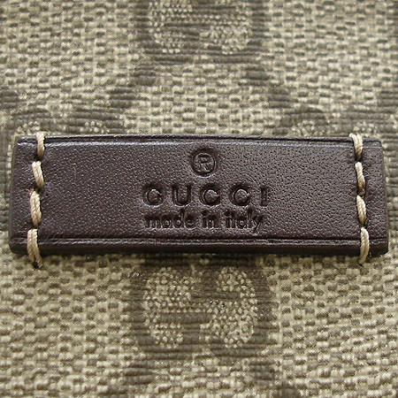Gucci(����) 201446 GG�ΰ� PVC ���� Ʈ���� ũ�ν��� [��������] �̹���4 - ���̺��� �߰���ǰ