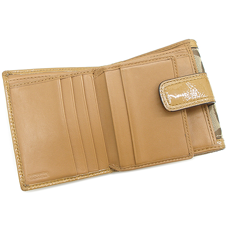 Coach(��ġ) �ñ׳��� �ΰ� �ڰ��� ������ ��Ƽġ ������ �̹���4 - ���̺��� �߰���ǰ