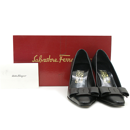 Ferragamo(��󰡸�) BEIRA �ٶ� ��� ������ ������ ���� �̹���2 - ���̺��� �߰���ǰ