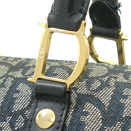 Dior(ũ����î���) �ΰ� �ڰ��� ������ ��Ʈ�� �̹���4 - ���̺��� �߰���ǰ