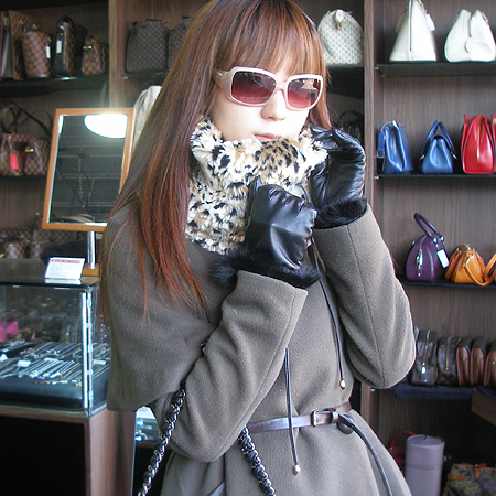 Fendi(���) FS343 664 ���� FF �ΰ� �簢 ���� ���۶� �̹���6 - ���̺��� �߰���ǰ