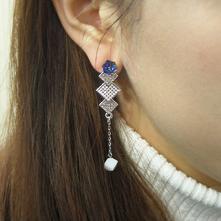 Swarovski(���ͷκ꽺Ű) ��� �簢 �Ҵ�Ʈ �Ͱ��� �̹���5 - ���̺��� �߰���ǰ