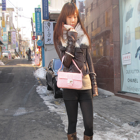 Fendi(���) 8BR600 �ٰ�Ʈ ���� ��ũ ����Ų ����� �̹���5 - ���̺��� �߰���ǰ