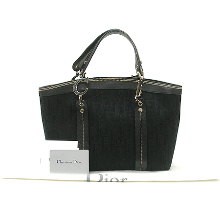 Dior(ũ����î���) JBF44075 �����ΰ� �к긯 �ڼ� ��Ʈ�� �̹���2 - ���̺��� �߰���ǰ