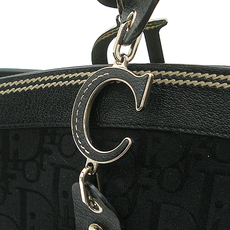 Dior(ũ����î���) JBF44075 �����ΰ� �к긯 �ڼ� ��Ʈ�� �̹���4 - ���̺��� �߰���ǰ