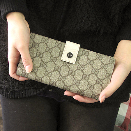 Gucci(����) 115046 GG�ΰ� PVC ������ [�б�������] �̹���6 - ���̺��� �߰���ǰ