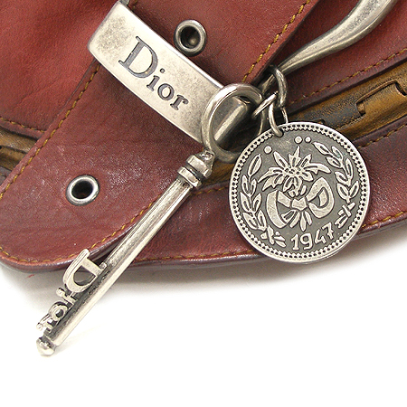 Dior(ũ����î���) WAC44924 ���� ���� ������ ��Ʈ�� �̹���4 - ���̺��� �߰���ǰ