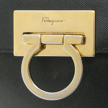 Ferragamo(��󰡸�) 21 0290 ���� ��ġ�� ��� �簢 ��Ʈ�� �̹���3 - ���̺��� �߰���ǰ