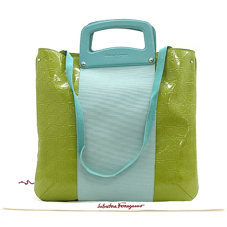 Ferragamo(��󰡸�) 21 5367 �׸��ΰ������� �Ľ��ڱ׸� �к긯 2WAY �̹���2 - ���̺��� �߰���ǰ