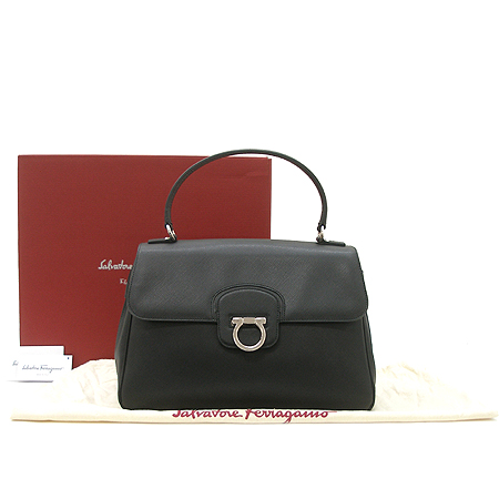 Ferragamo(��󰡸�) 21 B810 ���� ��ġ�� ��Ʈ�� [��������] �̹���2 - ���̺��� �߰���ǰ