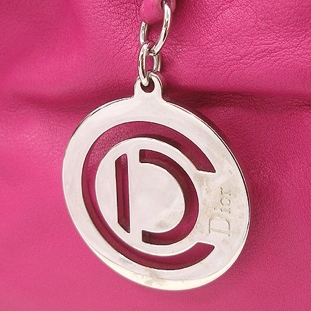 Dior(ũ����î���) M0104PVEN ��ũ���� ��Ʈ�� ü�� ����� [��ġ��] �̹���4 - ���̺��� �߰���ǰ