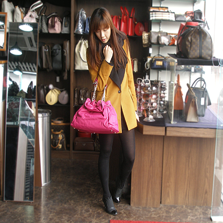 Dior(ũ����î���) M0104PVEN ��ũ���� ��Ʈ�� ü�� ����� [��ġ��] �̹���6 - ���̺��� �߰���ǰ