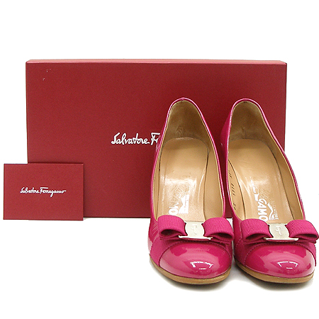 Ferragamo(��󰡸�) CARLA ���� �ٶ� ��� ���̴�Ʈ ������ ������ ���� �̹���2 - ���̺��� �߰���ǰ