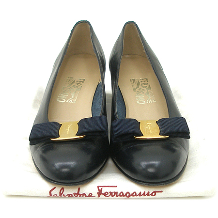 Ferragamo(��󰡸�) ���� �ٶ� ��� ������ ������ ���� �̹���2 - ���̺��� �߰���ǰ