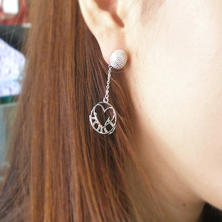 Dior(ũ����î���) �̴ϼ� �ΰ� �� ť�� ��� �Ͱ��� �̹���5 - ���̺��� �߰���ǰ