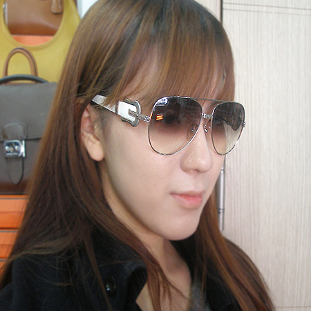 Fendi(���) ���� �̴ϼ� ���۶� �̹���6 - ���̺��� �߰���ǰ